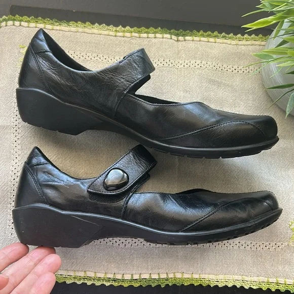 Romika Women's Black Mary Jane Shoes 9.5/41 - Picture 4 of 9